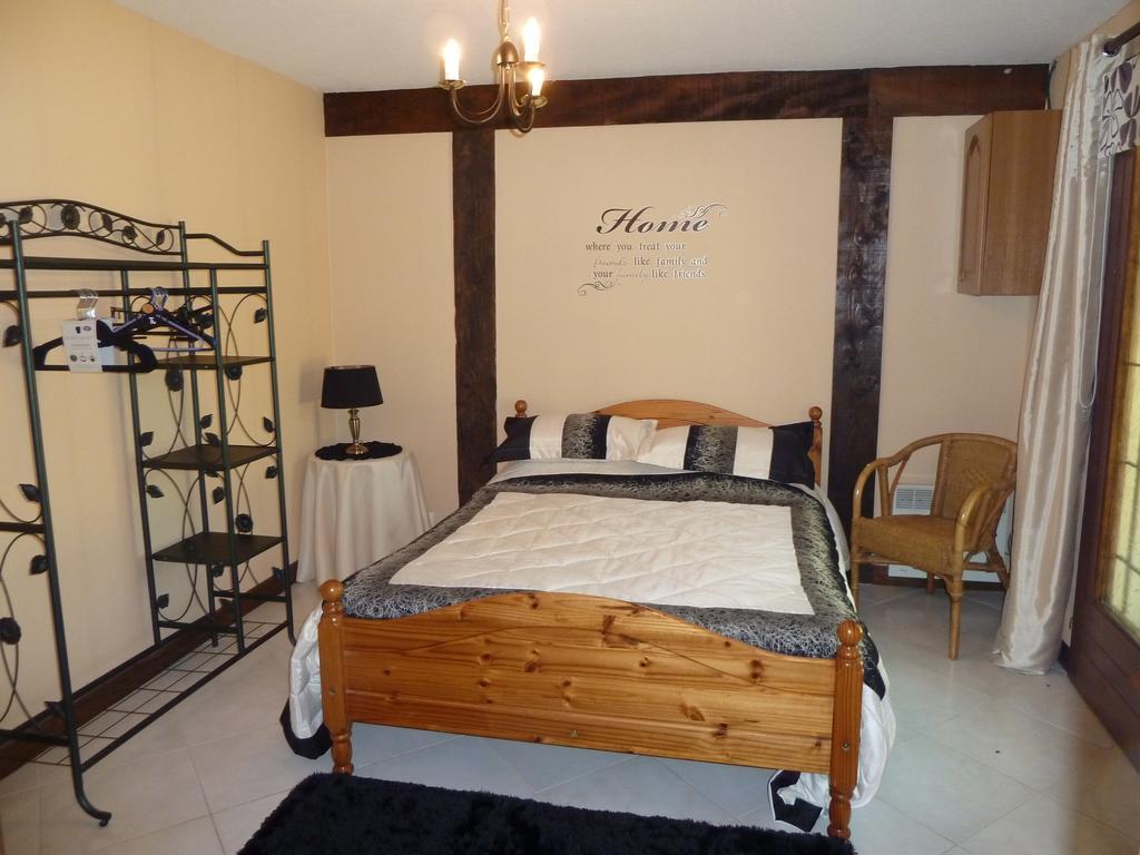 Lake Les Landes Montpon-Menesterol Exterior foto